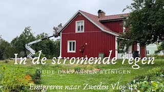 Cleaning the roof of old Swedish House  Swedish Lifestyle Vlog 42  Maeryêla [upl. by Elbam565]