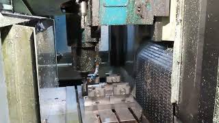 Daewoo ACE V35 Horizontal Machining Center [upl. by Tremaine]