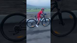 Gaana Gaana Cycling 🚴🚴🚴🛣️Highwayyoutubecyclingshortsviral [upl. by Dobb678]