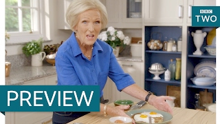 Crispy bacon rosti with fried eggs  Mary Berry Everyday Episode 1 Preview  BBC Two [upl. by Nnaear]