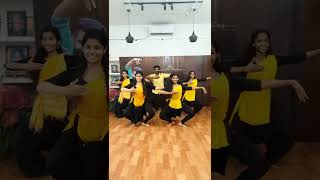 Chennai Senthamizh Dance by Sarun RaveendranAnjanaGopika Devika Amrutha [upl. by Siravrat]