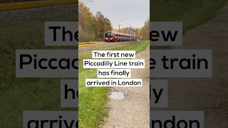 The first new Piccadilly Line train has finally arrived in London [upl. by Dewain]