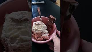 Glace damme blanche et son chocolat au oreo 🥰🥰🥰 [upl. by Ardnot]