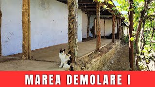 Renovare Casa Batraneasca  Marea Demolare  Episodul 2 Partea 1 [upl. by Gypsie]