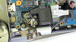 25 Repairing broken laptop hinges  HP Envy 17ae051sa TPN1129 [upl. by Dalis]