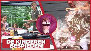 DE KINDEREN STIEKEM BESPIEDEN MET DE CAMERA  1045 [upl. by Nnyleahs]