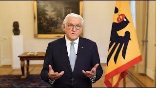 Bundespräsident FrankWalter Steinmeier zum 50 Jahrestag des Kniefalls von Willy Brandt in Warschau [upl. by Lleznol679]