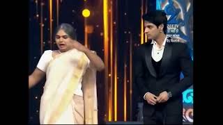 Siddharth sagar best comedy with varun and shradhha in award function [upl. by Demp]