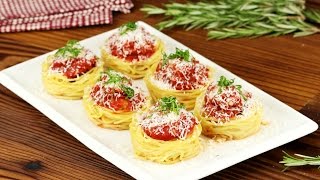 Gebakjes zonder suiker Spaghettimuffins met Gehaktballetjes [upl. by Lewap308]