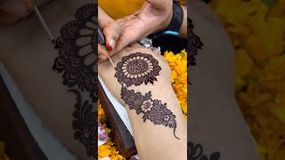 Goll tikka design 2024 hassanmehndiexpert mehndi hennadesign henna hennaart [upl. by Snook]