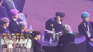 방탄소년단 BTS reaction to eunha speech SMA 2019 [upl. by Launam508]