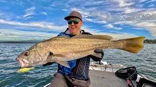 Fantastic fishing in Lake Macquarie [upl. by Broadbent]