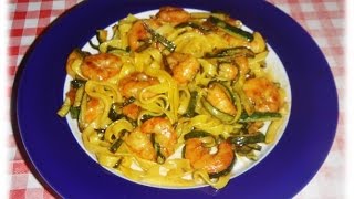 TALLARINES CON GAMBAS Y CALABACINES  RECETA [upl. by Suillenroc]