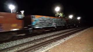 Q 4009 amp 4018 with the eastbound Kalgoorlie Freighter 7025 to West Kalgoorlie Thru TOODYAY station [upl. by Tanya]