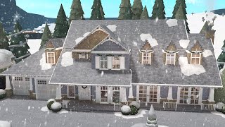 Decorating My Winter Suburban Mansion in Bloxburg  FACECAM [upl. by Dita]