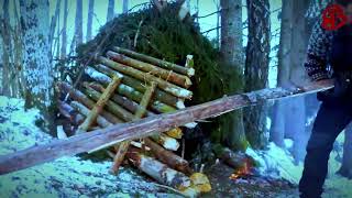 Snowy Escape Building a Shack and Staying Warm in the Wilderness [upl. by Nali]