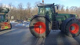 BauernDemo Dithmarschen Meldorf Kreisel 08012024 [upl. by Lemire714]