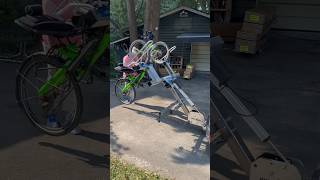 Easy loading for everybody Best tricycle rack eRACK 1 Trike Universal 1 wwwBIKEeRACKcom [upl. by Caesar930]