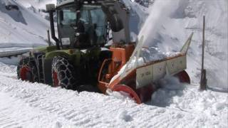 Claas Xerion 3800 VC am Großglockner [upl. by Adaven]