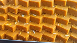 halvai style besan Barfi recipe  हलवाई कैसे बनाते है besan barfi sweet [upl. by Aguayo]