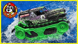 Monster Jam RC Grave Digger TRAX  3 Little Army Men amp the Big Bad Tank [upl. by Maidel349]