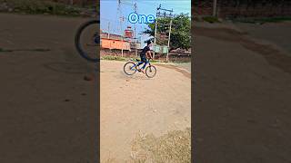 Bunny hop reaction👀😂 shorts bunny hop stunt cycling youtube stuntbike cyclestunt [upl. by Silver]