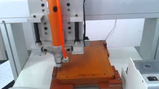 Kilews screwdriver and screw feeder for auto assembly [upl. by Yclek]