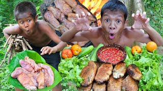 Primitive technology Fish egg recipe cooking on a rock  Eating show [upl. by Fromma]