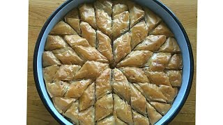 Baklava sa orasima  Recept baklava od gotovih kora [upl. by Sulrac102]