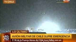 Avión Chileno F16 Sufre Emergencia en Aeropuerto Cerro Moreno [upl. by Lletniuq]