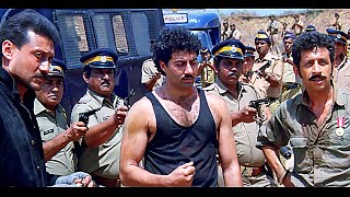 Tridev Movie Action Climax Scene  Sunny Deol  Jackie Shroff  Amrish Puri  Naseeruddin Shah [upl. by Nanerb]