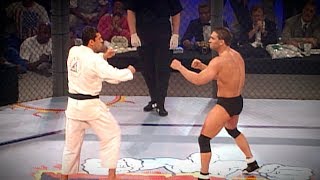 UFC 5 Free Fight Royce Gracie vs Ken Shamrock 2 1995 [upl. by Hijoung]