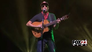 Video Tom Morello was awarded the 2024 Woody Guthrie Prize [upl. by Vershen]