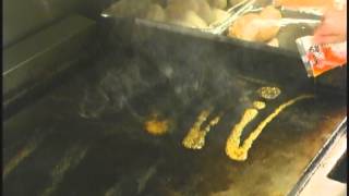 3M Griddle Cleaning Kit 710 Demo Video [upl. by Aveneg]