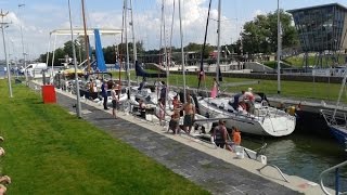 Weerbericht donderdagmiddag Vrijdag opnieuw zomers [upl. by Basilius]