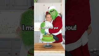 I made a CAKE for the GRINCH [upl. by Hescock814]