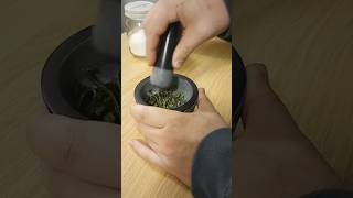 Mortar and pestle vs food processor foodstorage tips vs grinding [upl. by Meid502]