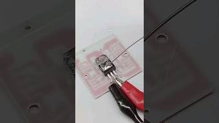 Hack Regulator 7805 soldering iron hack experiment solderingiron 12voltcurrent short video [upl. by Den]