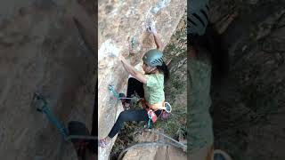 Lary Arce regresa a la roca climbing escalada [upl. by Hannavas]