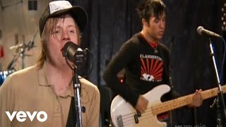 Fall Out Boy  Sugar Were Goin Down AOL Sessions 2005 [upl. by Lainey]