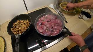 UNE RECETTE DE GIBIER TRES SIMPLE  FILETS DE PALOMBES AUX CHAMPIGNONS [upl. by Adnalue]