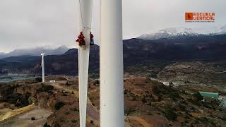 Reparación de Aspa Aerogenerador  Blade Repair Wind Turbine [upl. by Aiblis]