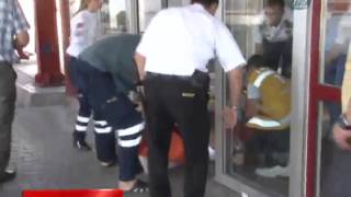 Fall of a patient on stretcher FAIL [upl. by Gorrono]