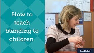 Read Write Inc Phonics Ruth Miskin on how to teach blending to children [upl. by Lletnahc]