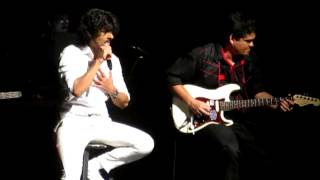 Sonu Nigam Yeh Jeevan Hai Is Jeevan Ka Orlando Concert 2012 [upl. by Yelrahc]