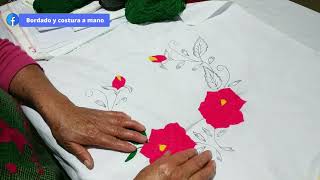 Servilletas con rosas bordadas a mano colores alegres paso a paso  muy facil [upl. by Alihs]