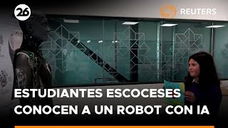 Estudiantes escoceses conocen de cerca a un robot con IA  Reuters [upl. by Eloisa849]