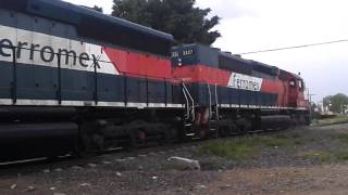 Ferromex 3227 awesome emd engine sound [upl. by Evered]