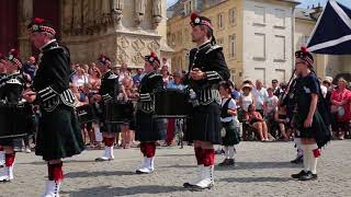 United Pipers for Peace 2018  Samarobriva Pipes and Drums at Amiens cathedral square [upl. by Assek]