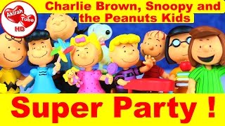 Snoopy STOP MOTION Peanuts Movie Peanuts Toys Peanuts Collectibles Charlie Brown Lucy Linus Sally [upl. by Ahsenot544]